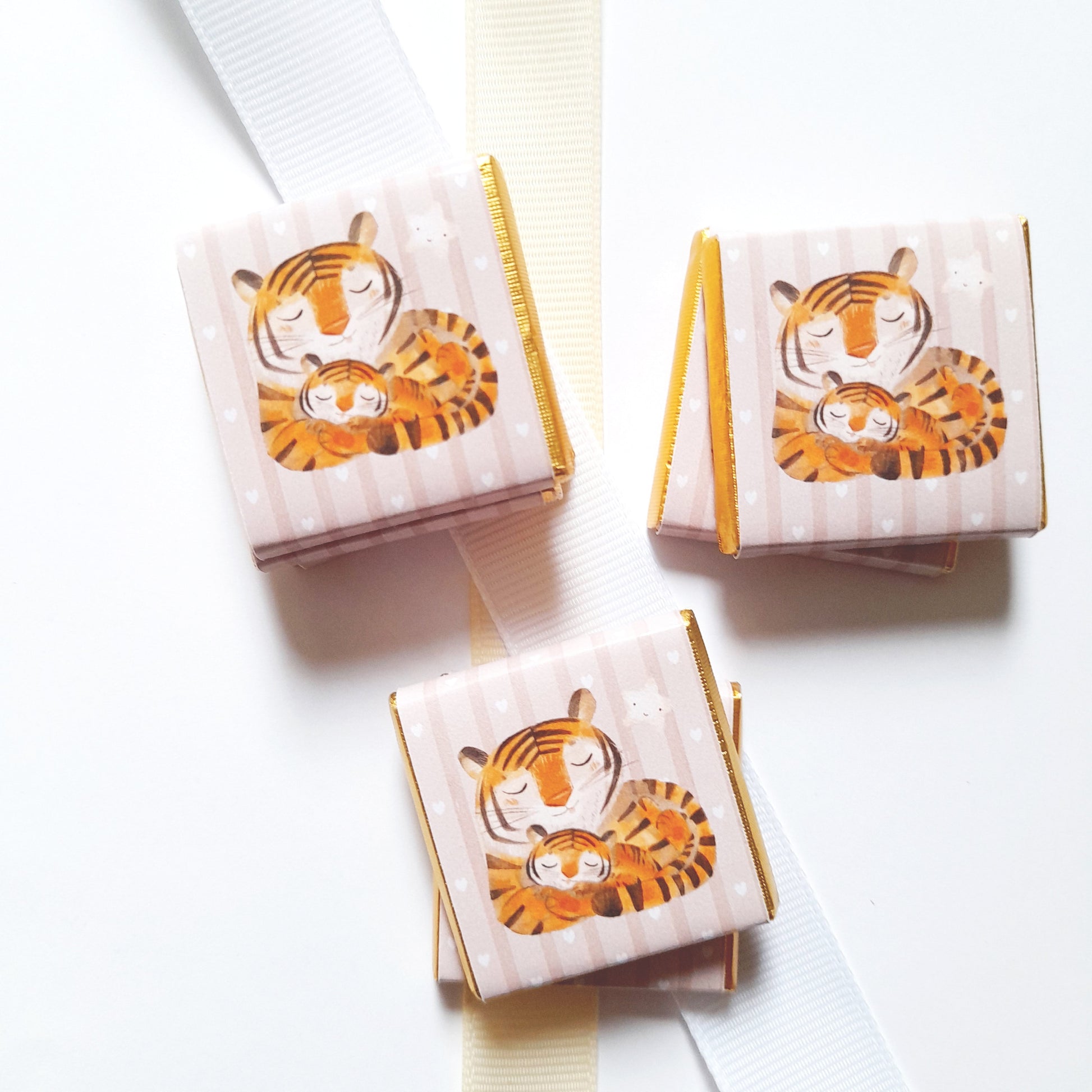 Personalised Mother Baby Tiger Chocolate Favours – Jungle Animal Treats, Wild One Party Bag Fillers
