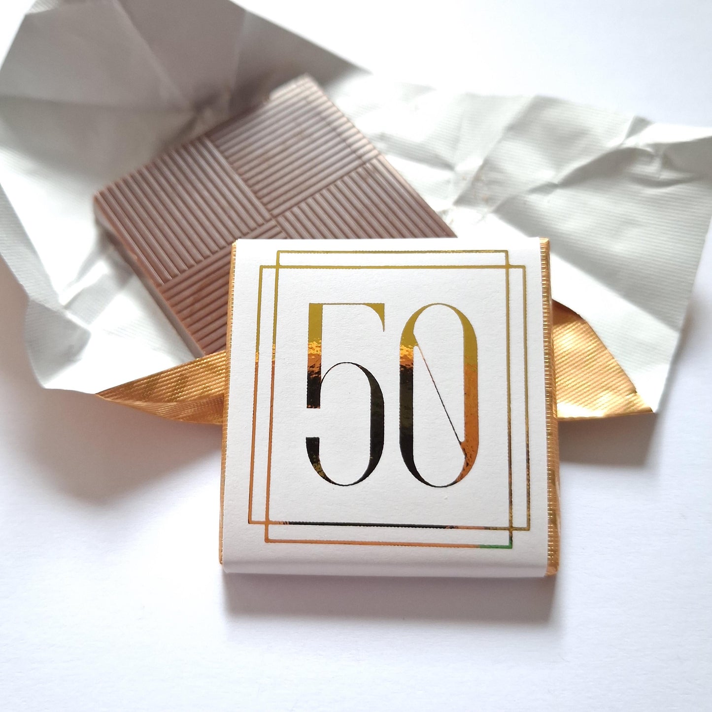 Personalised Milestone Birthday Favours - Gold Foiled Number Chocolates - Custom 18th 21st 30th 40th 50th Guest Gifts - Elegant Party Treats