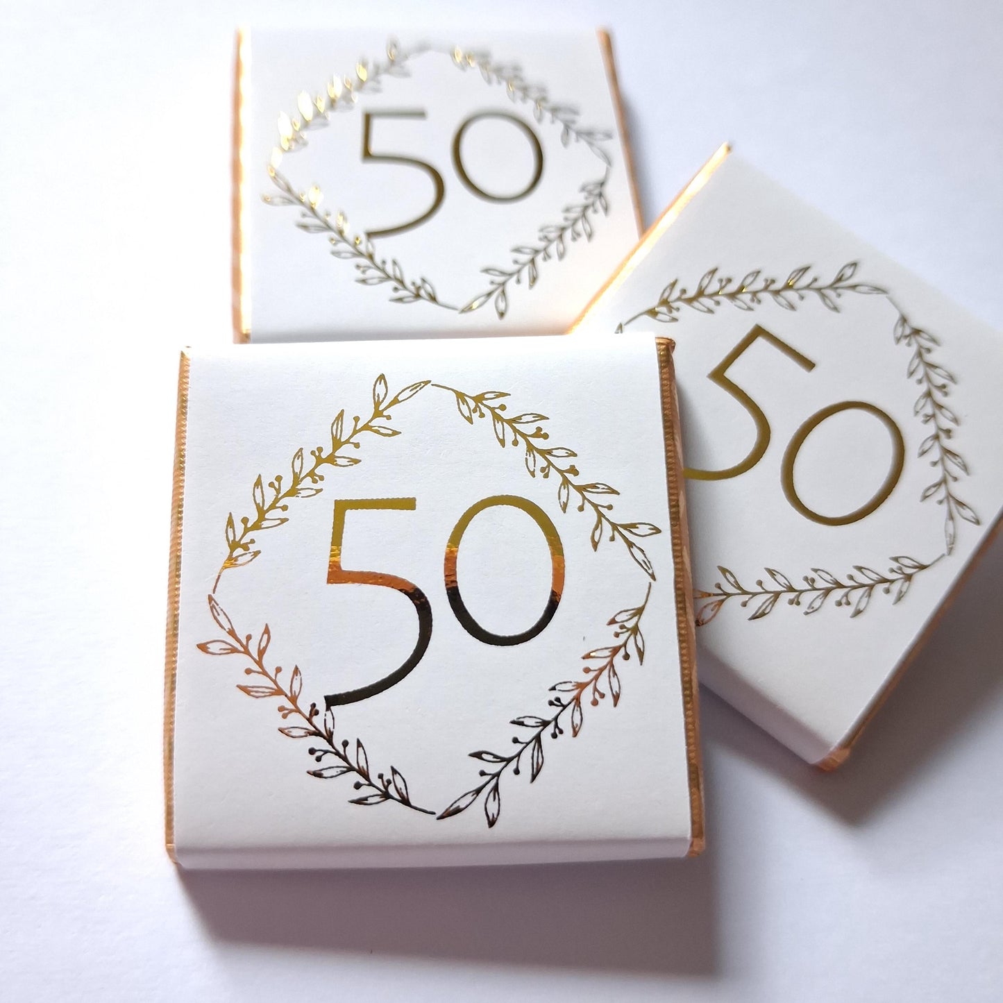 Personalised Milestone Birthday Chocolate Favours - 18th 21st 30th 40th 50th 60th Birthday Table Decor - Gold Foil Anniversary Treats