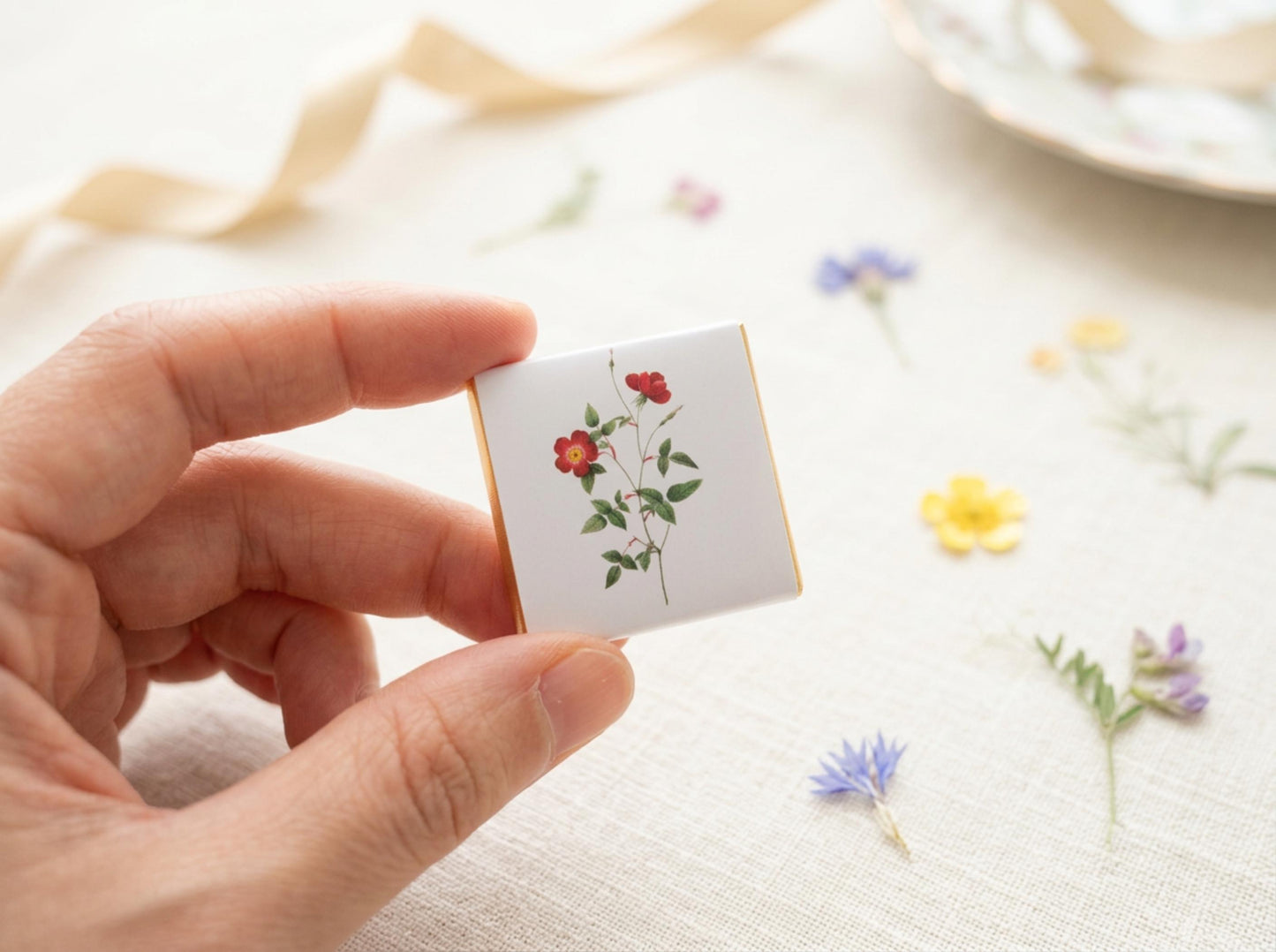 Personalised Wildflower Chocolates – Botanical Wedding Favours, Garden Party Treats