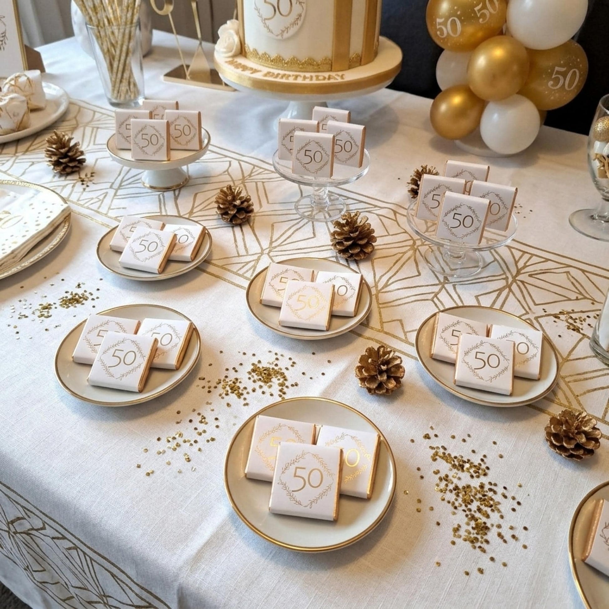 Personalised Milestone Birthday Chocolate Favours - 18th 21st 30th 40th 50th 60th Birthday Table Decor - Gold Foil Anniversary Treats